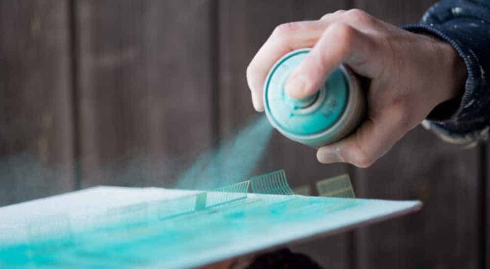 make spray paint not sticky